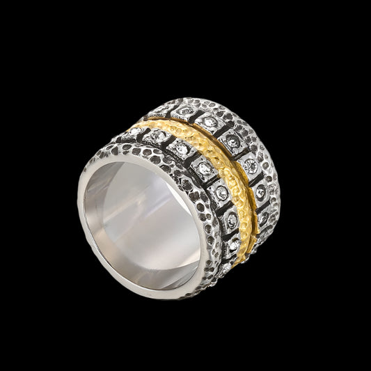 Kings Band Statement Ring