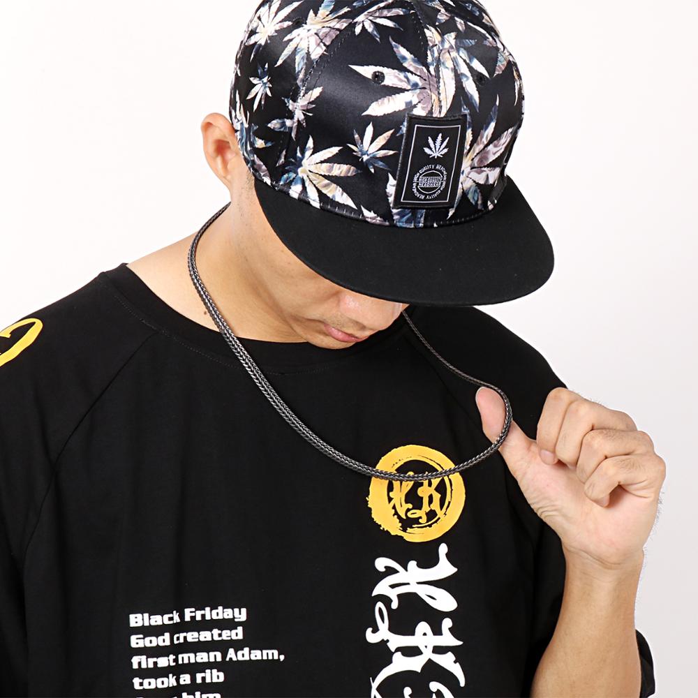 Snake Wide Chain Necklace