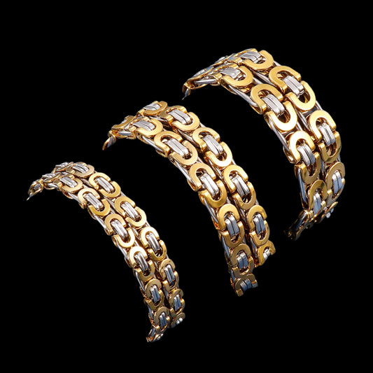 Futura Minimalist Byzantine Chain Layering Necklace