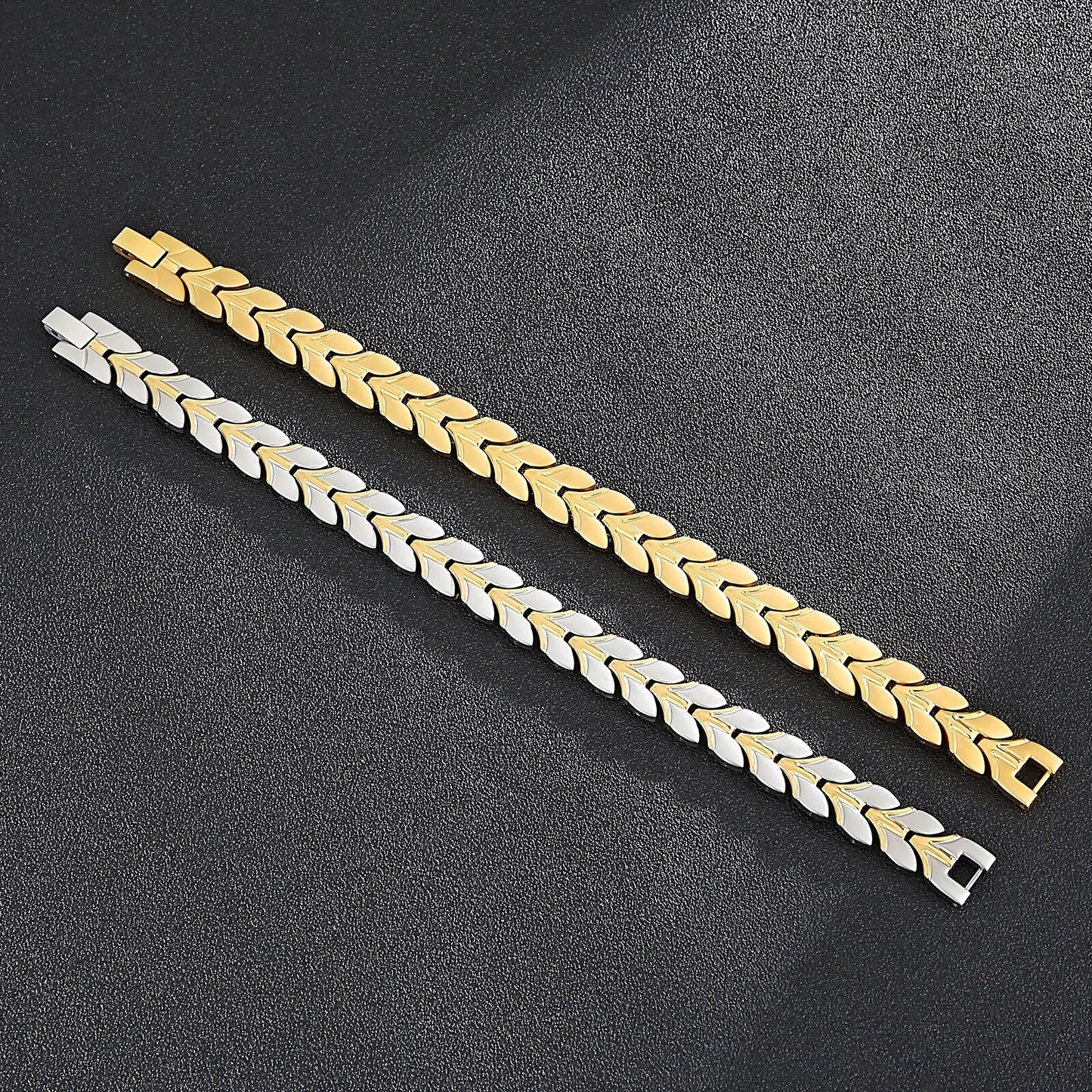 Modern Dragonscale Bracelet