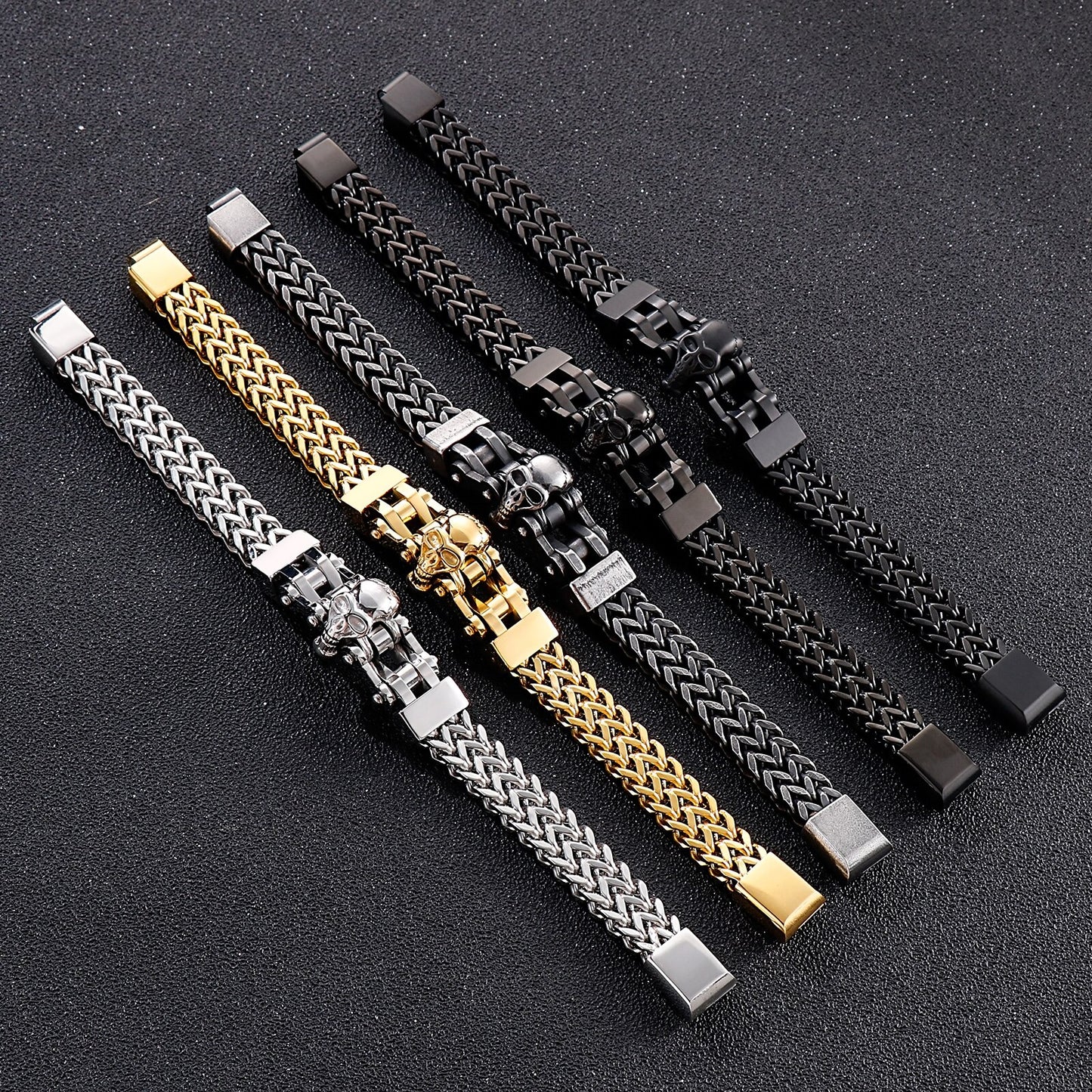 Cracked Skull Mesh Chain Mens Bracelet