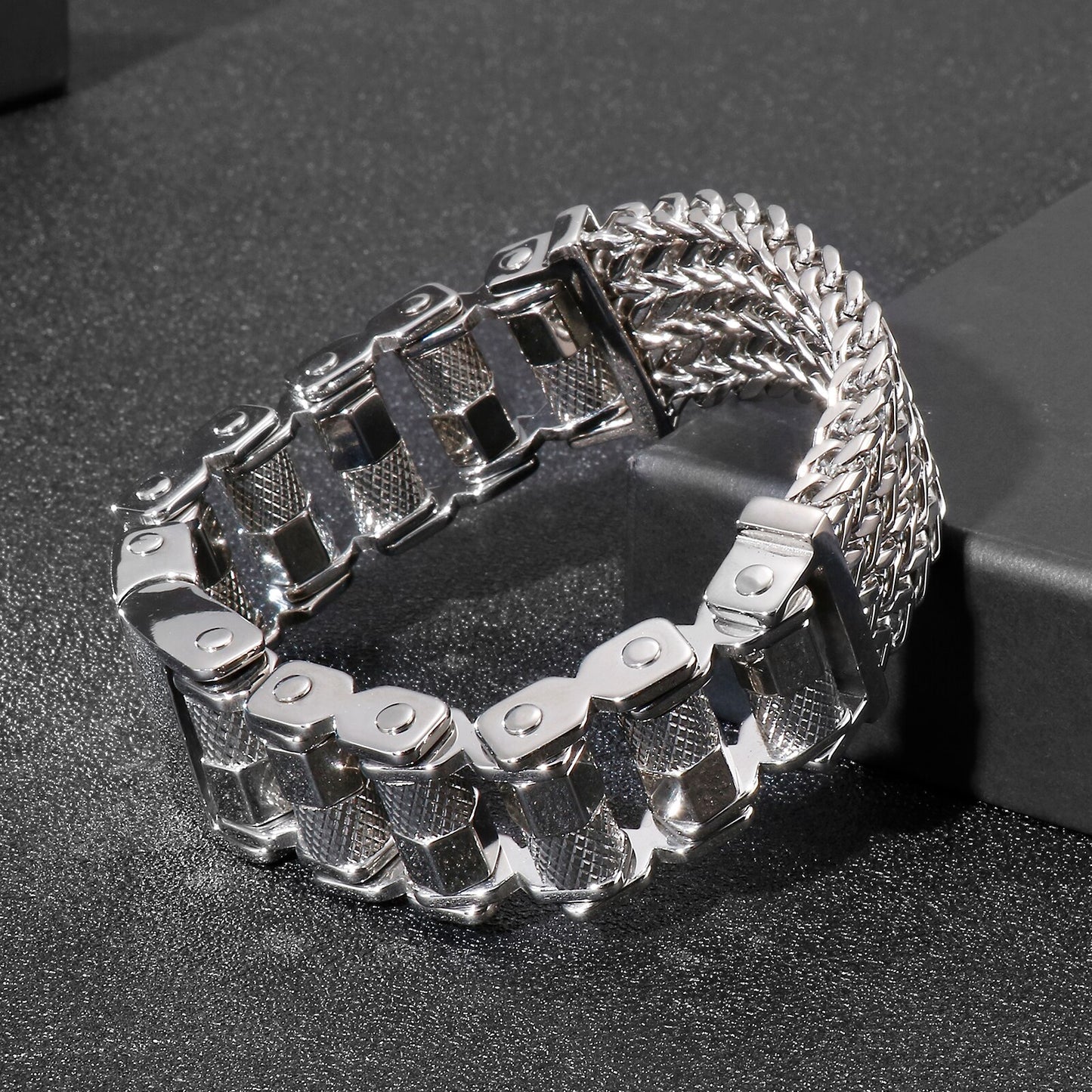 Wide Screw Bicycle Bracelet