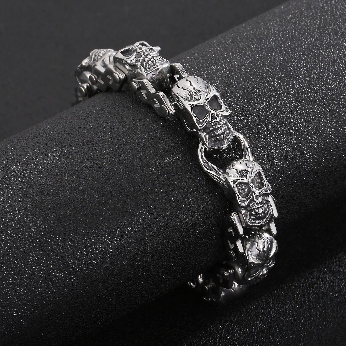 Skull Head Gothic Viking Men Bracelet Stainless Steel Punk Rock Band Fashion Design Biker Bangle Jewelry