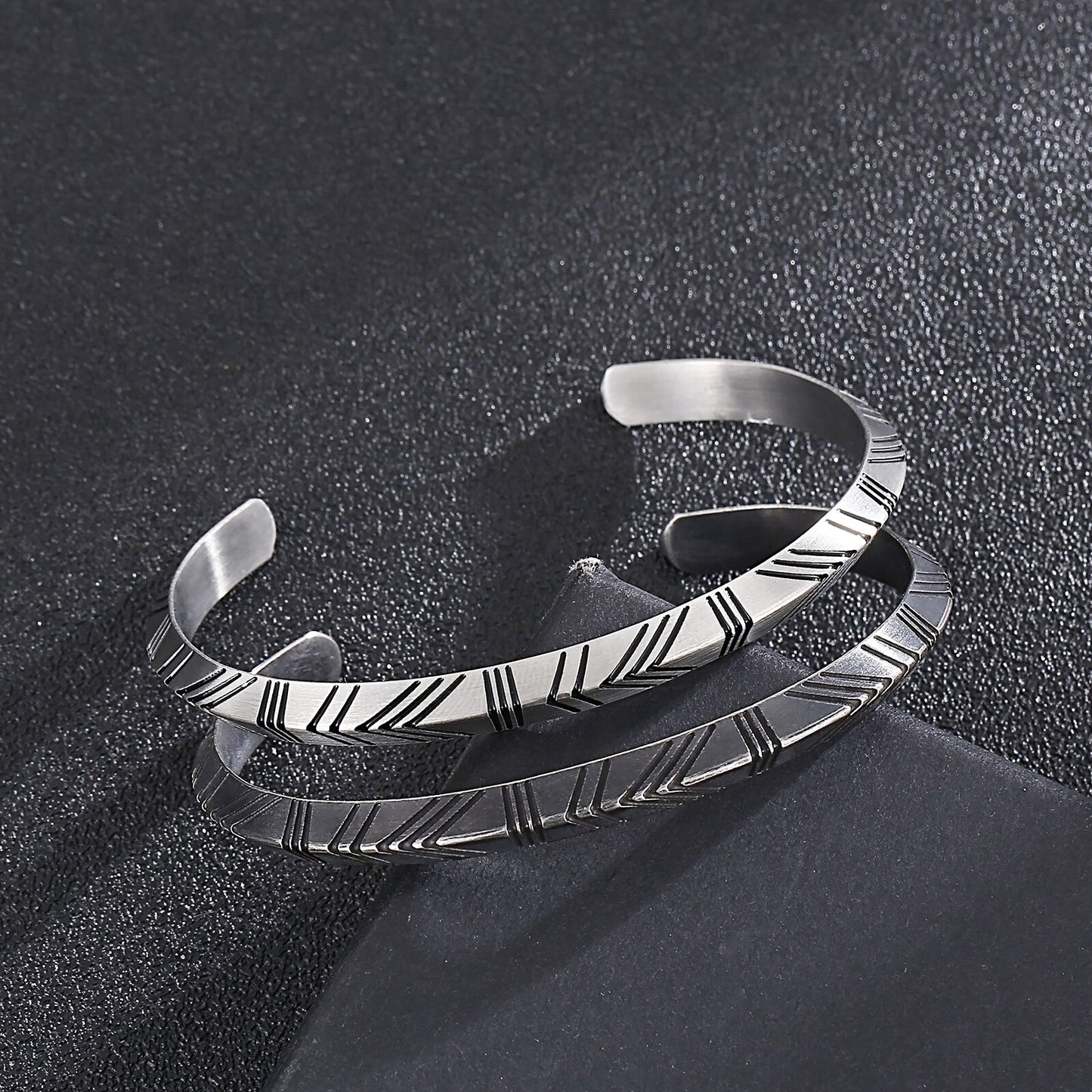 Simple Pattern Punk Open Bangle Cuff Men Stainless Steel New Design Dark Matte Black Wrist Band Bracelet Trendy Jewelry