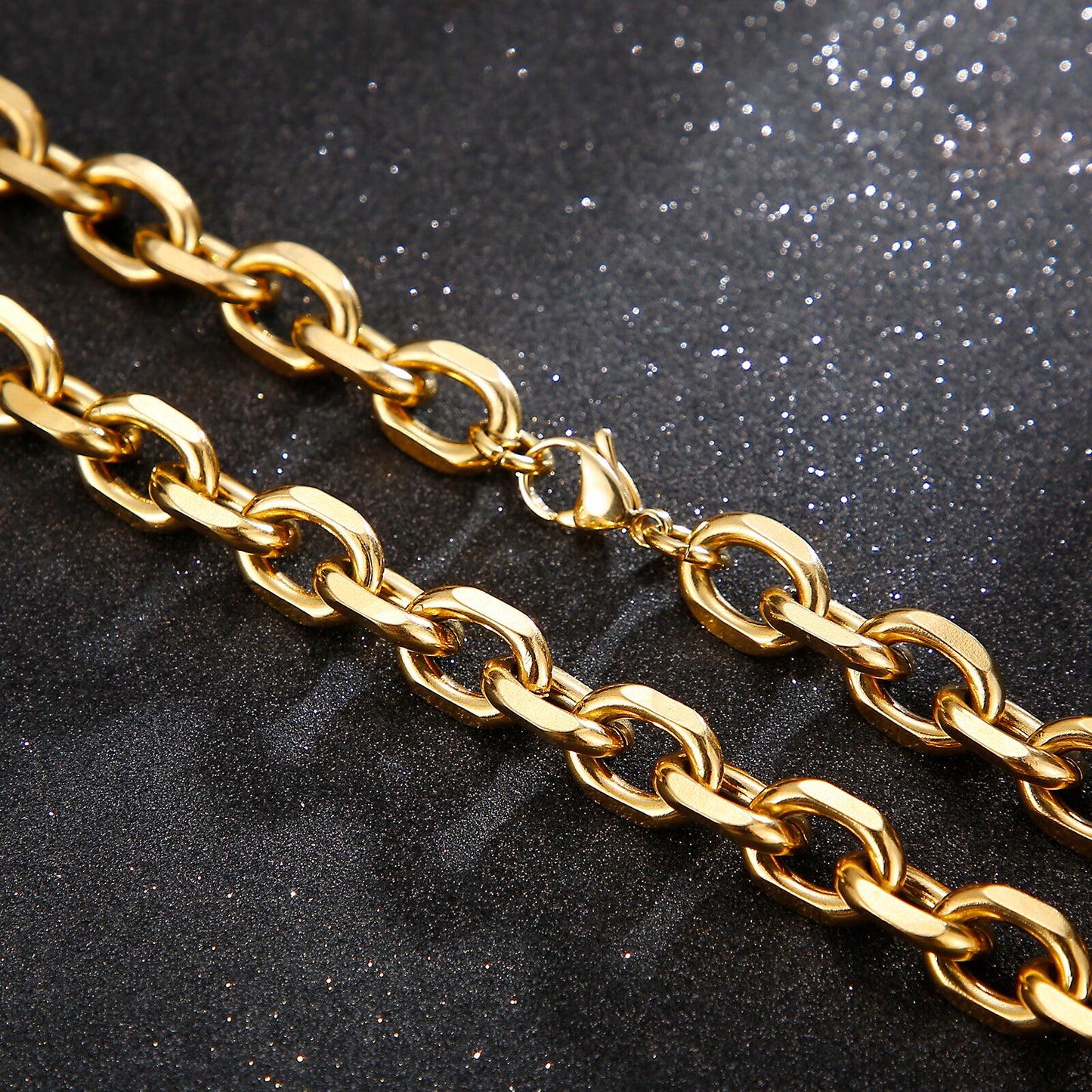 Oval Rolo Link Chain Necklace