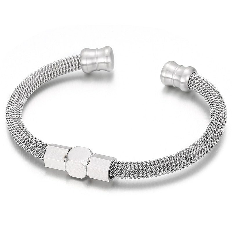 Screw Charm Stainless Steel Mesh Wristband