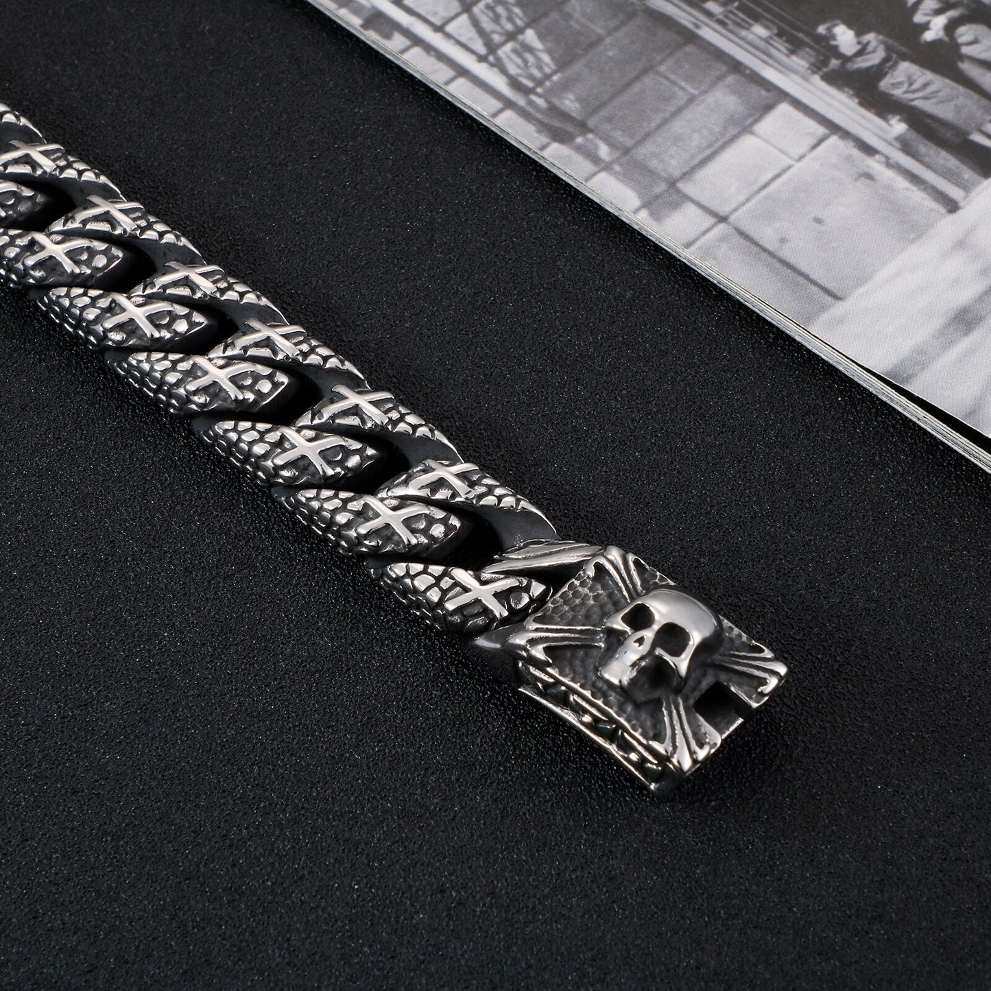 Vintage Skull Skeleton Face Men Bracelet Stainless Steel Cross Punk Cool Boy Fashion Armband Male Fashion Jewelry