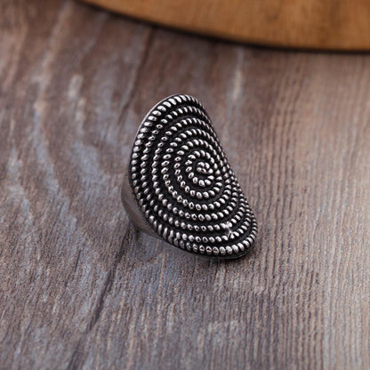 Black Oval Ring