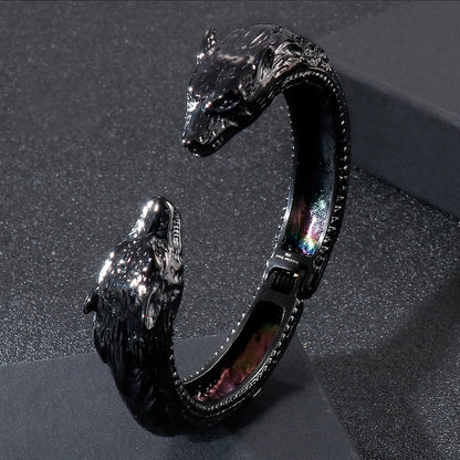 Wolf Head Charm Men Open Bangle Black Stainless Steel Punk Fahsion Wrist Band Male Accessories